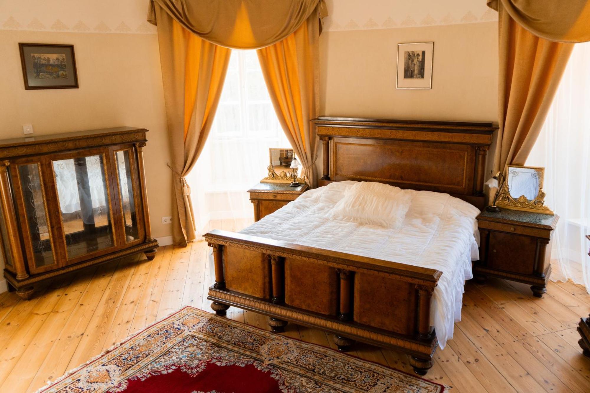 Edoles Pils Hotel Kamer foto